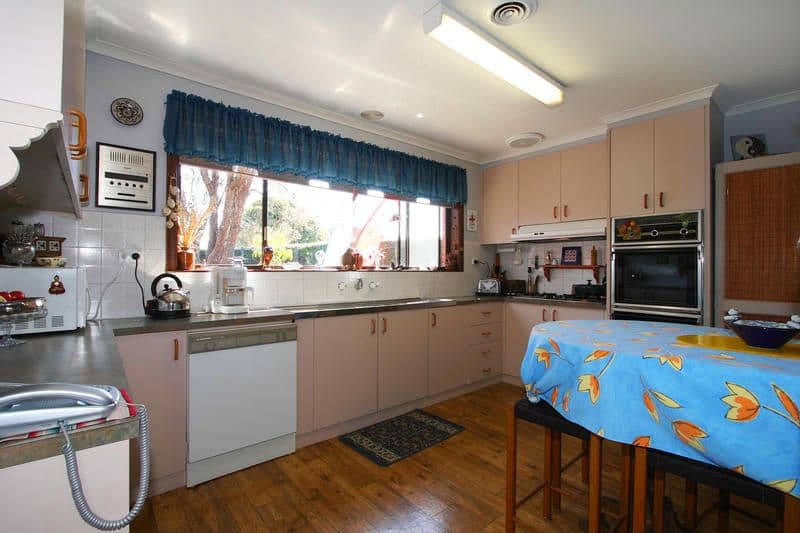 23  Jannali Drive, DINGLEY VILLAGE VIC 3172, Dingley Village - Thumbnail 4