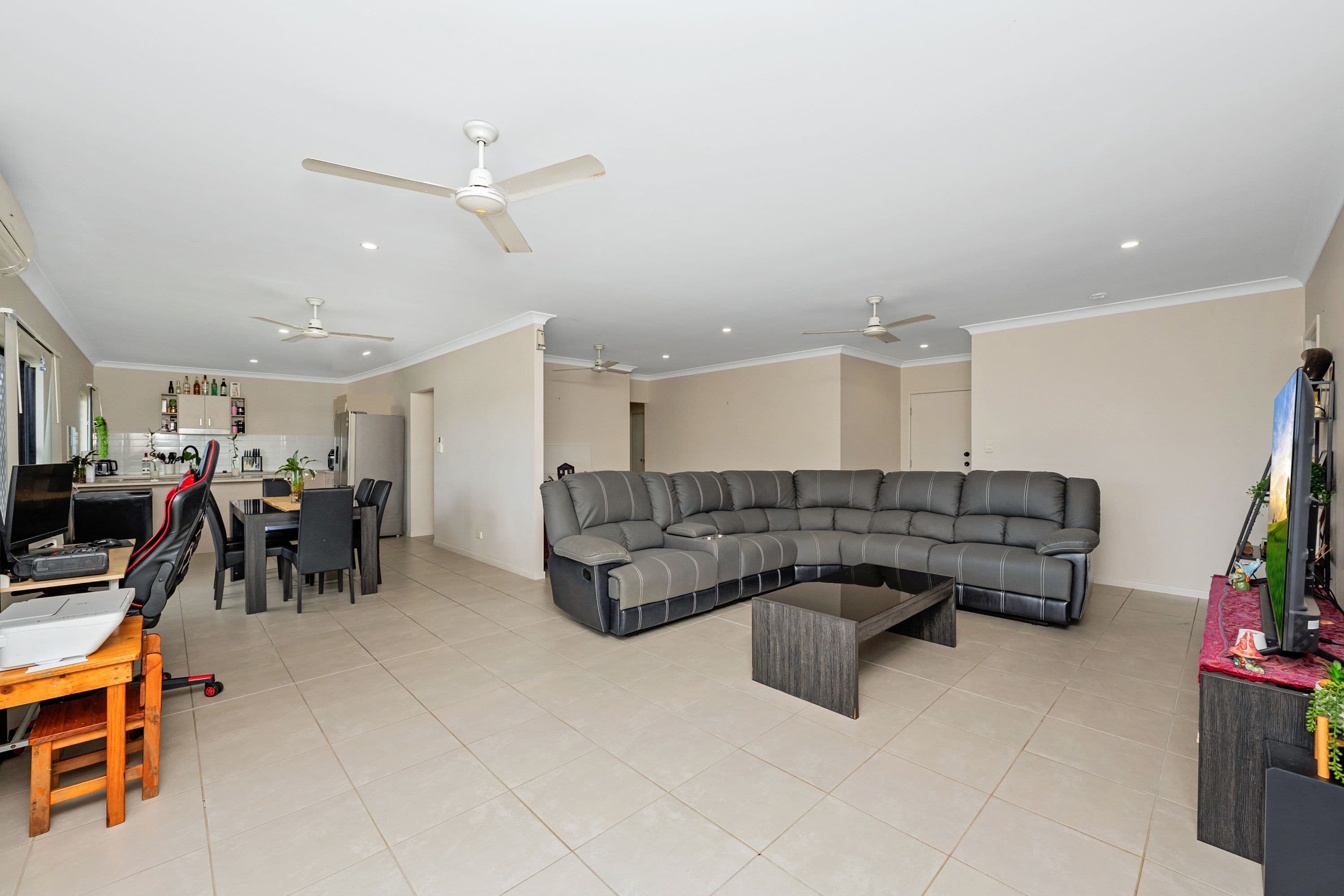 17 Maryland Drive, Deeragun QLD 4818, Deeragun - Thumbnail 4