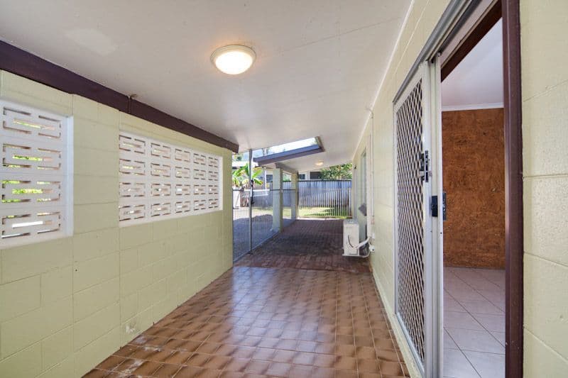 2 Kavieng Street, Trinity Beach QLD 4879, Trinity Beach - Thumbnail 3