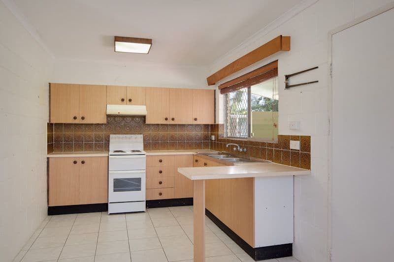 2 Kavieng Street, Trinity Beach QLD 4879, Trinity Beach - Thumbnail 5