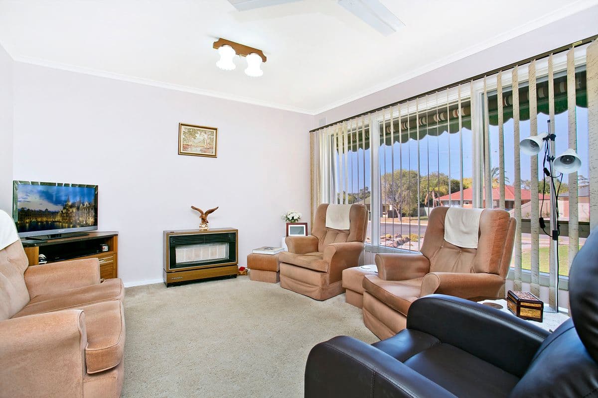 43 Nurrowin Drive, INGLE FARM SA 5098, Ingle Farm - Thumbnail 2