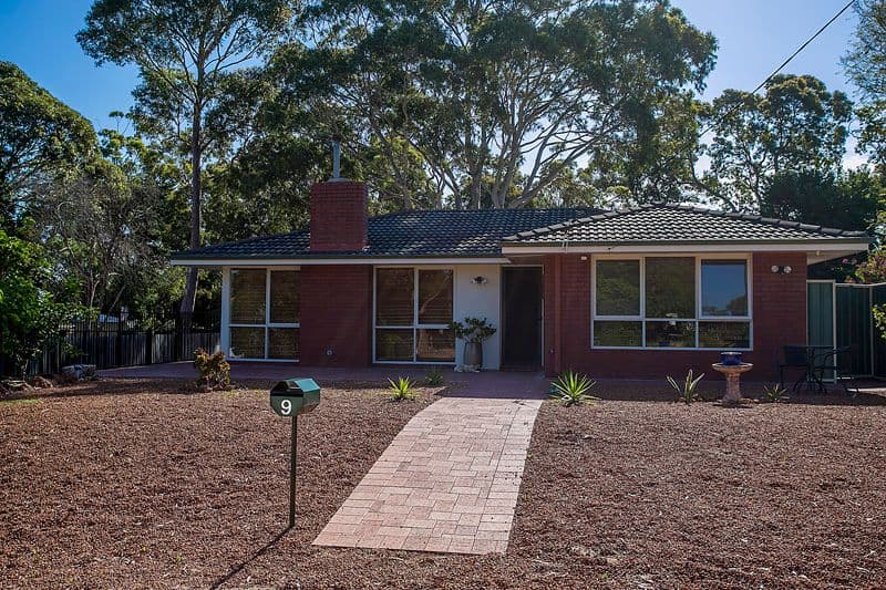 9 Crestview Crescent, KALAMUNDA WA 6076, Kalamunda - Image 1