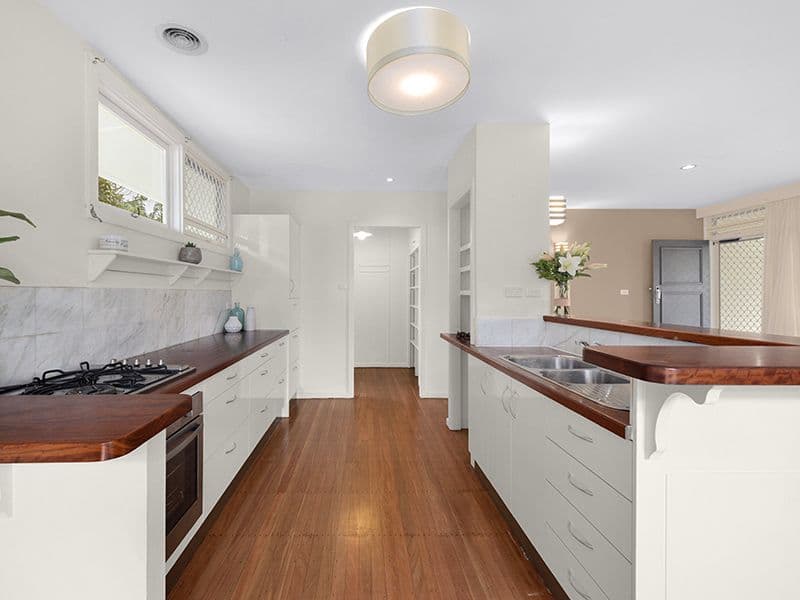 39 Bromwich Street, The Gap QLD 4061, The Gap - Thumbnail 3