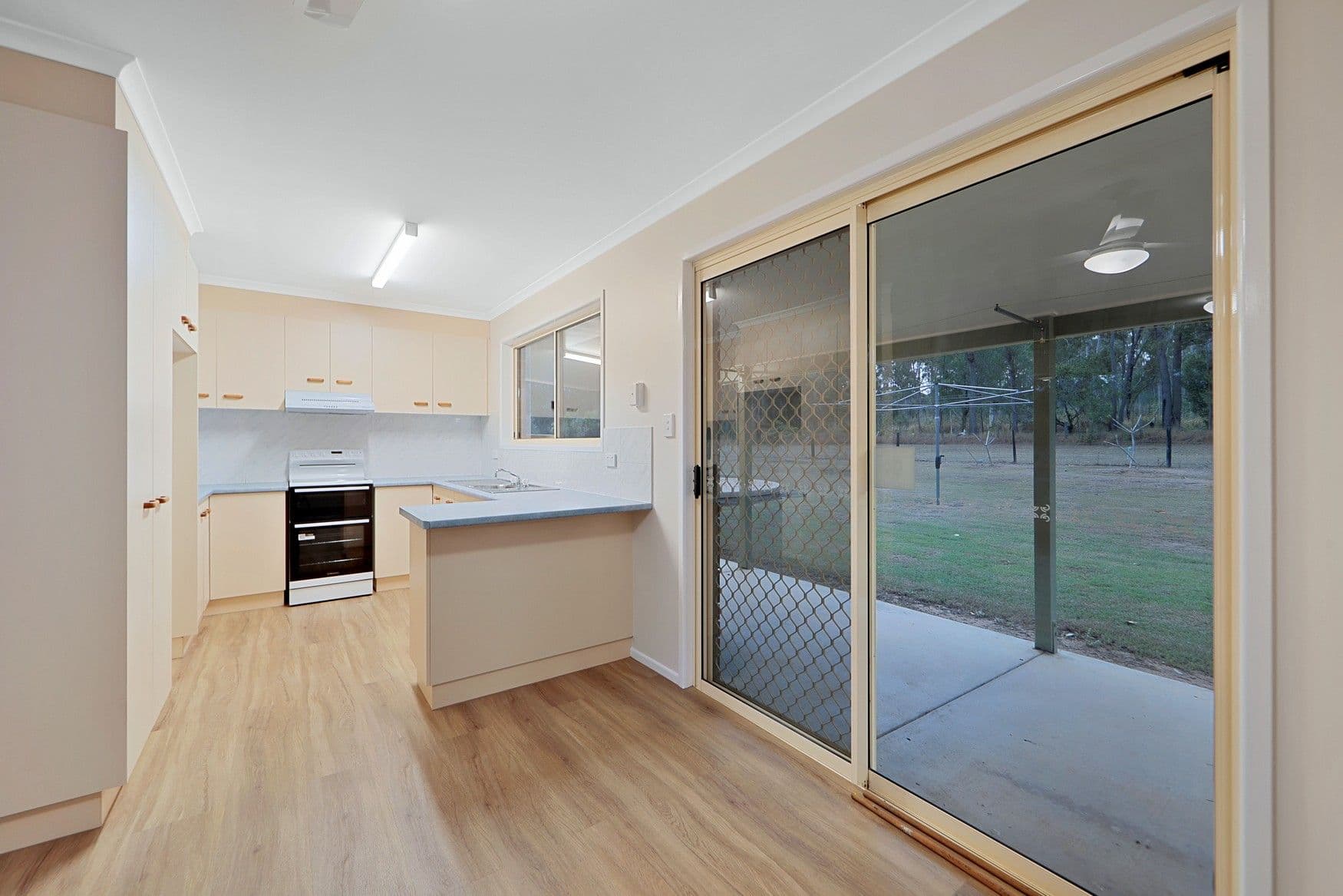 195 Flagstone Road, Avondale QLD 4670, Avondale - Thumbnail 8