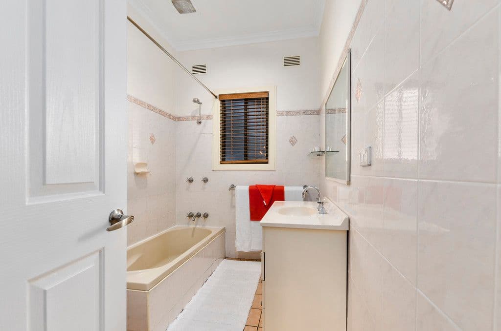 8 Lismore Street, Bellambi - Thumbnail 7