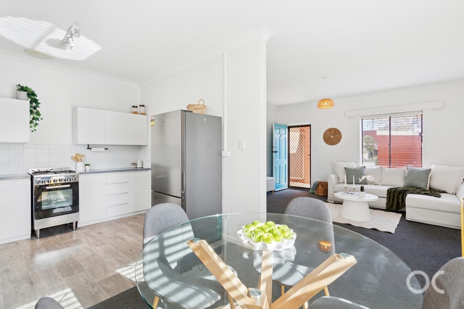 2/18 Penny Street, Semaphore - Image 1