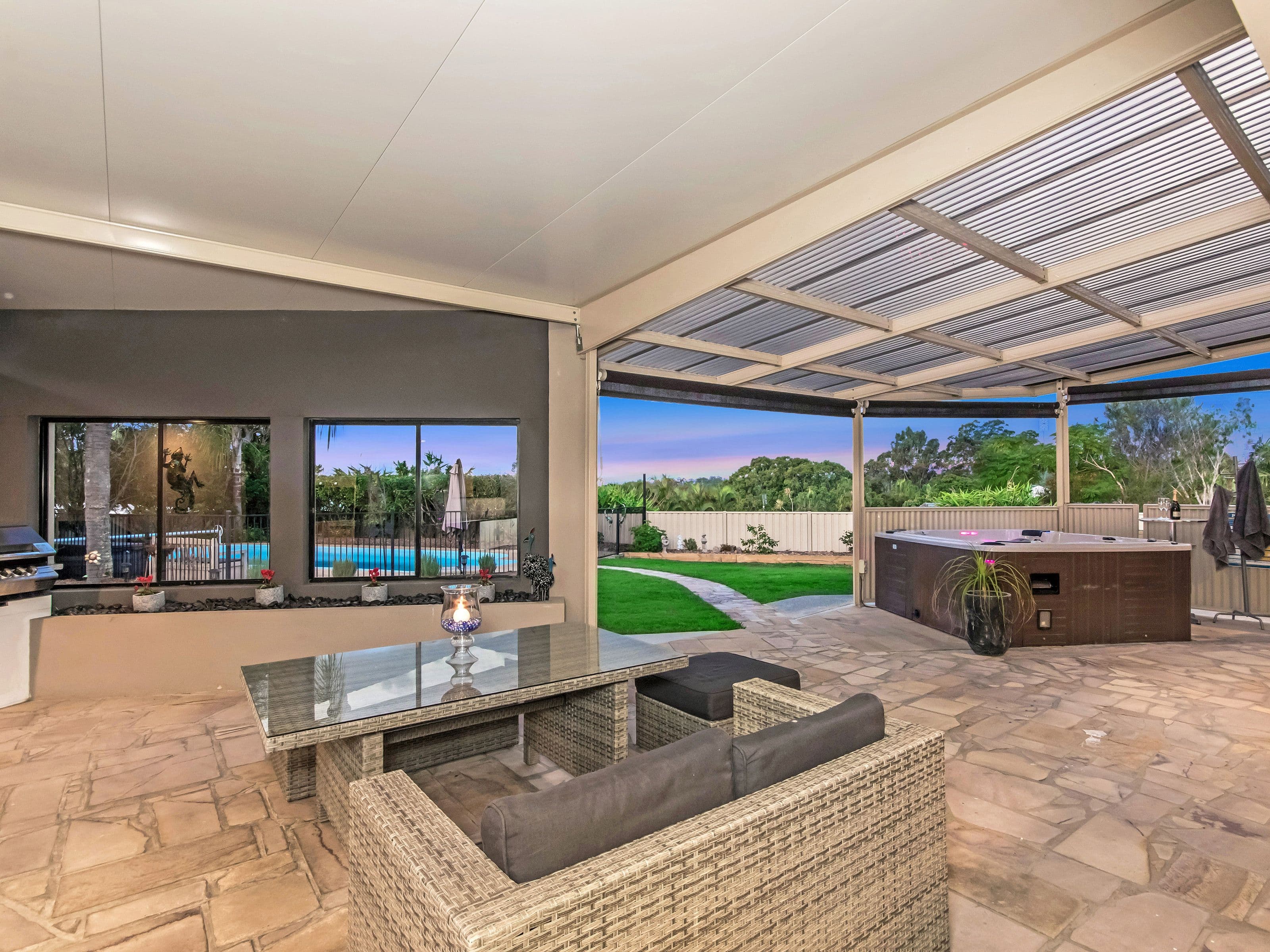 5 Kentucky Crescent, Oxenford QLD 4210, Oxenford - Thumbnail 2