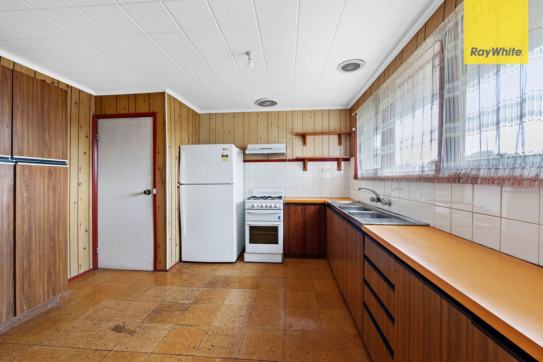 16 Rex Street, Kings Park VIC 3021, Kings Park - Thumbnail 3
