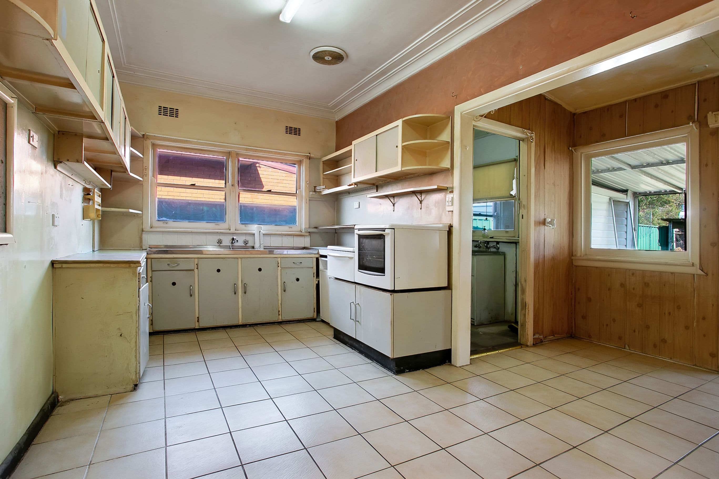 33 Worcester Road, Cambridge Park NSW 2747, Cambridge Park - Thumbnail 2