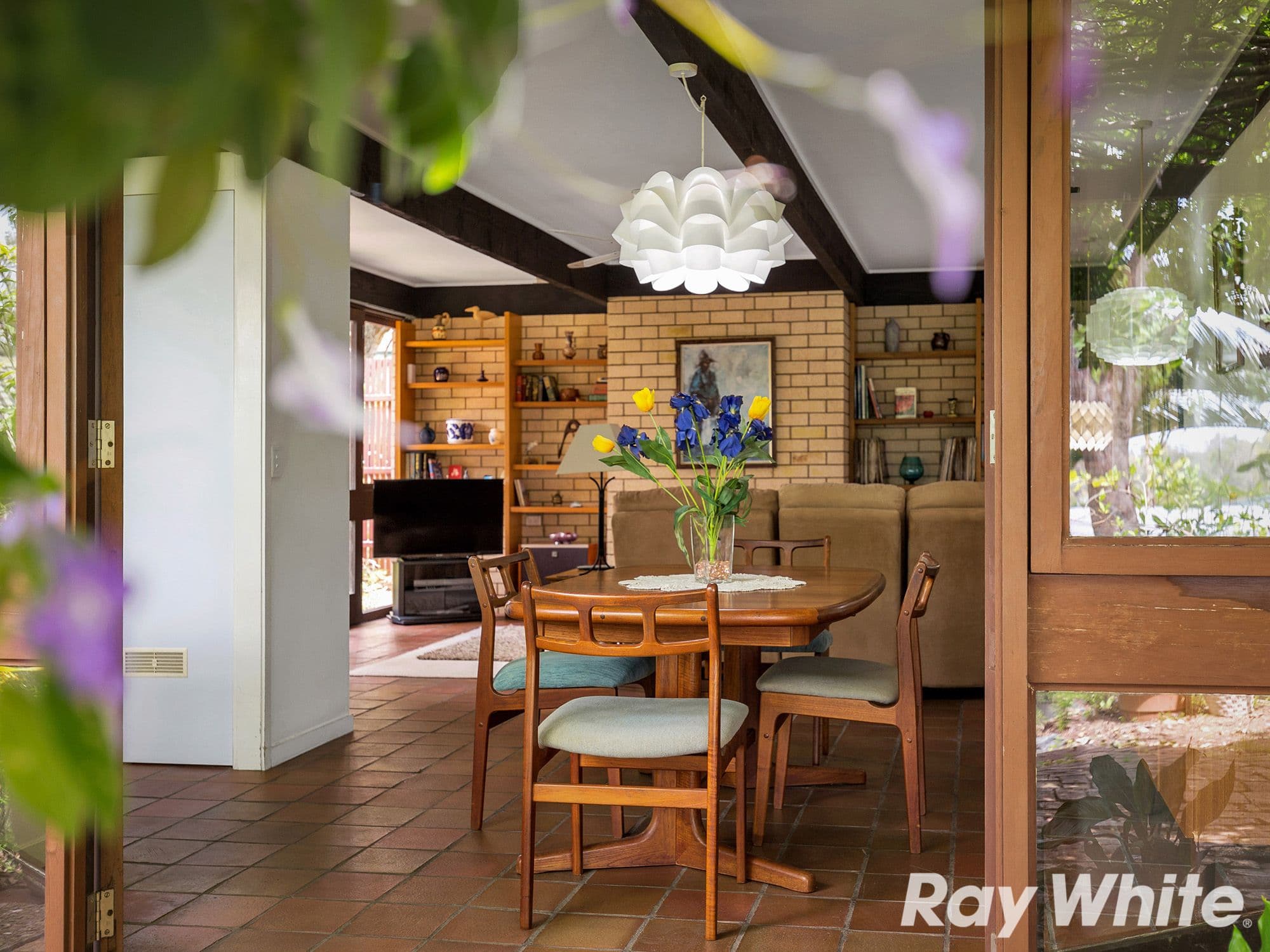19 Irruka Crescent, Ferny Hills QLD 4055, Ferny Hills - Thumbnail 4