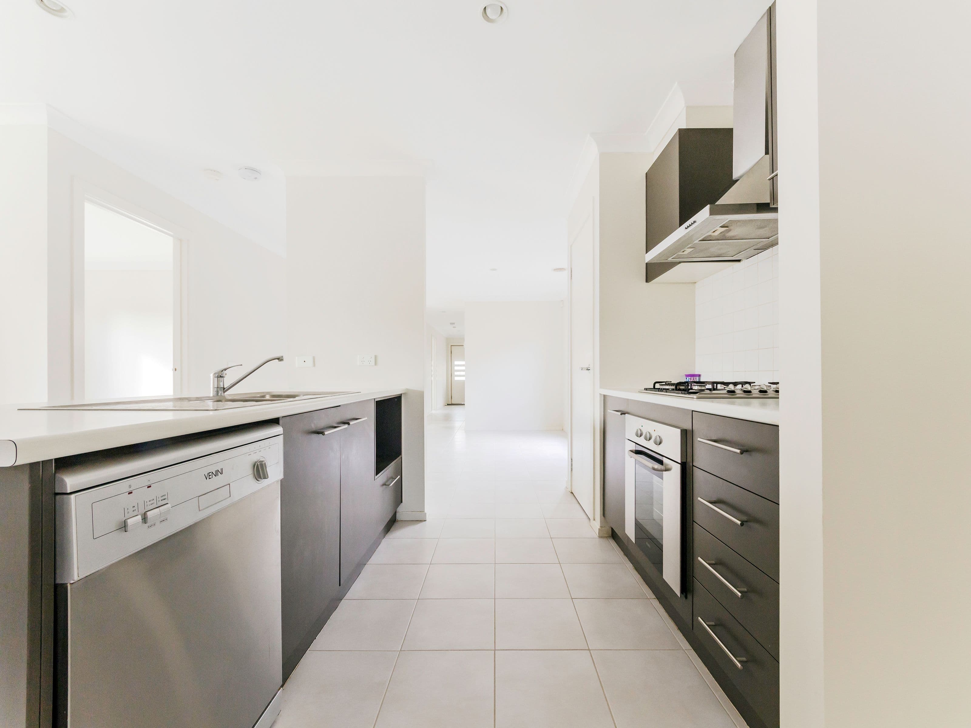 119 Swamphen Drive, Williams Landing VIC 3027, Williams Landing - Thumbnail 8