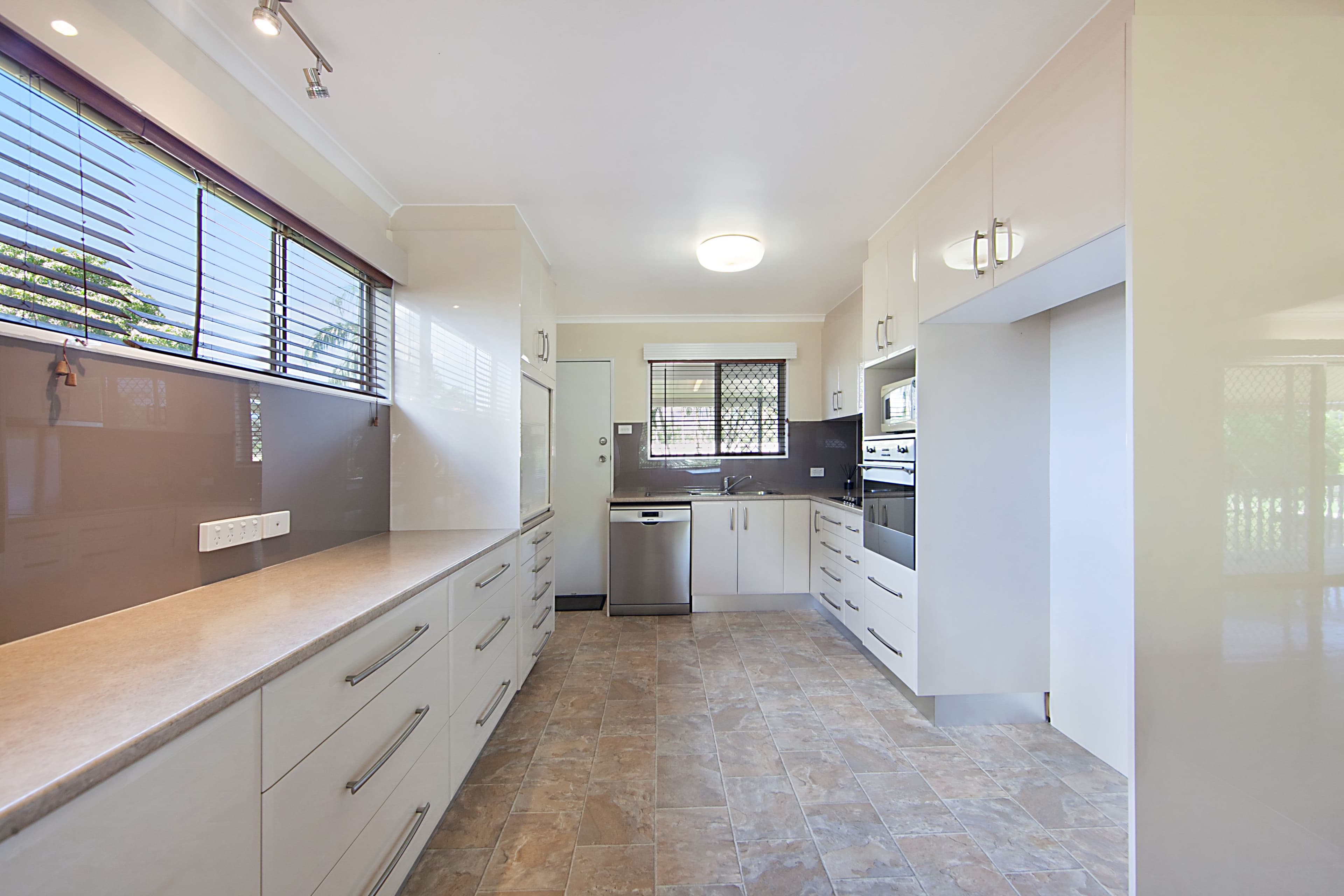 13/530-536 President Avenue, Sutherland NSW 2232, Sutherland - Thumbnail 4