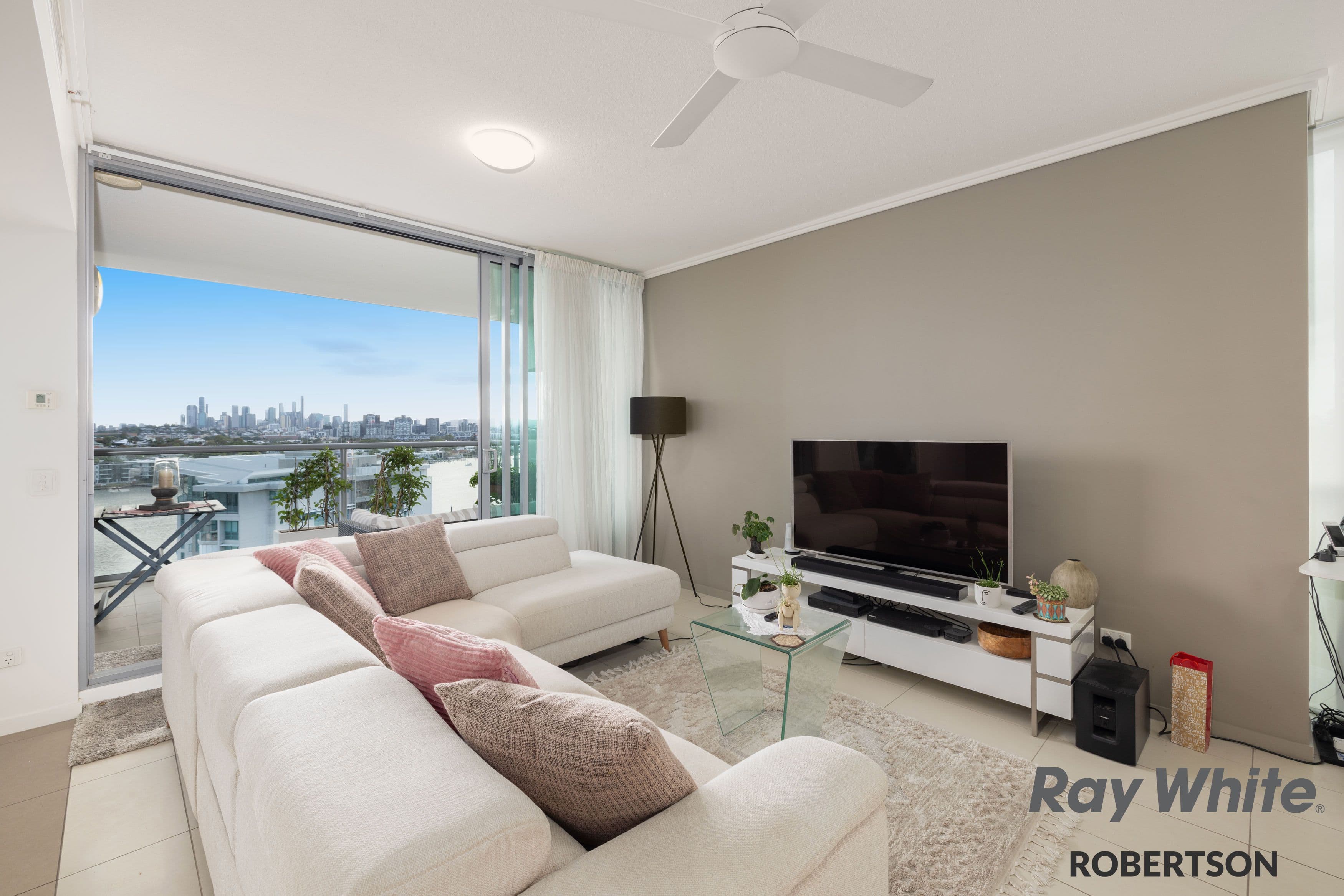 2 Harbour Road, Hamilton QLD 4007, Hamilton - Image 1