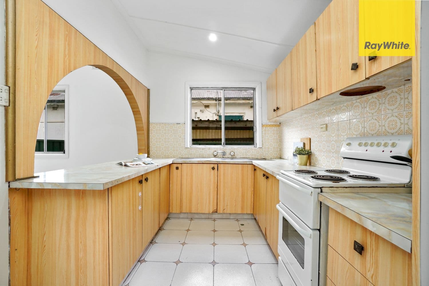 21 Loch Street, Cranbourne - Thumbnail 6