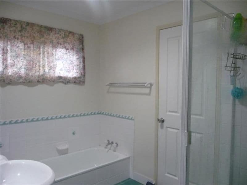106 Sunvalley Road, GLADSTONE QLD 4680, Gladstone - Thumbnail 5