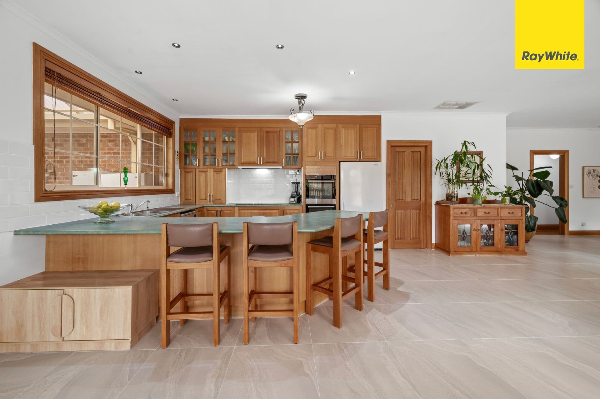 4 Liam Close, Hillside VIC 3037, Hillside - Thumbnail 6