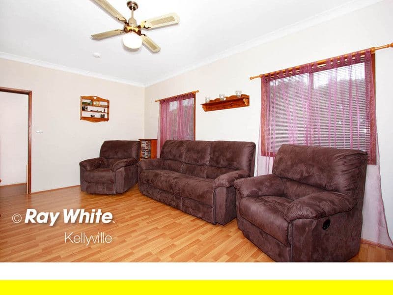 40 Benalla Avenue, KELLYVILLE NSW 2155, Kellyville - Thumbnail 2
