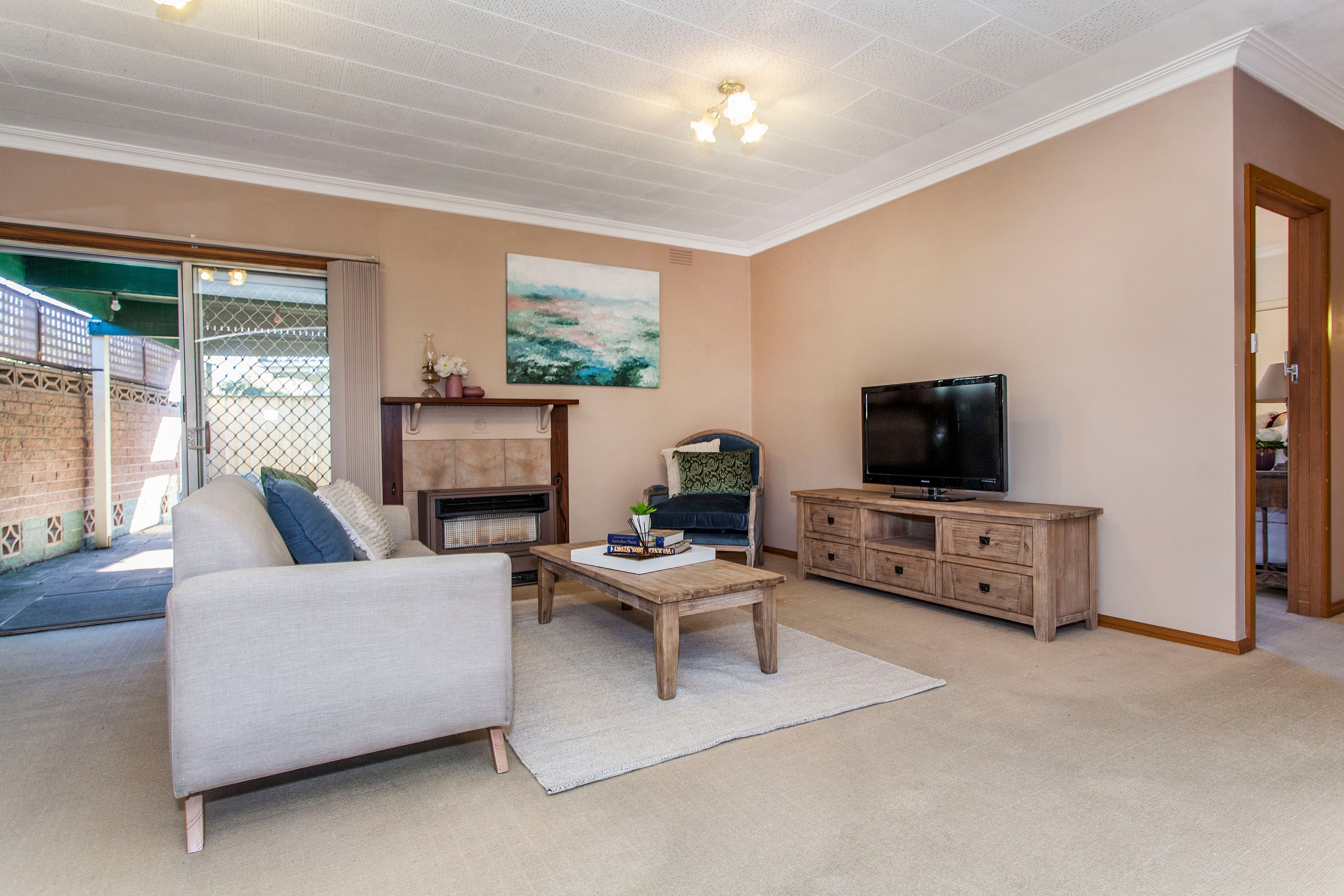 19 Basingstoke Road, Mitcham VIC 3132, Mitcham - Image 1