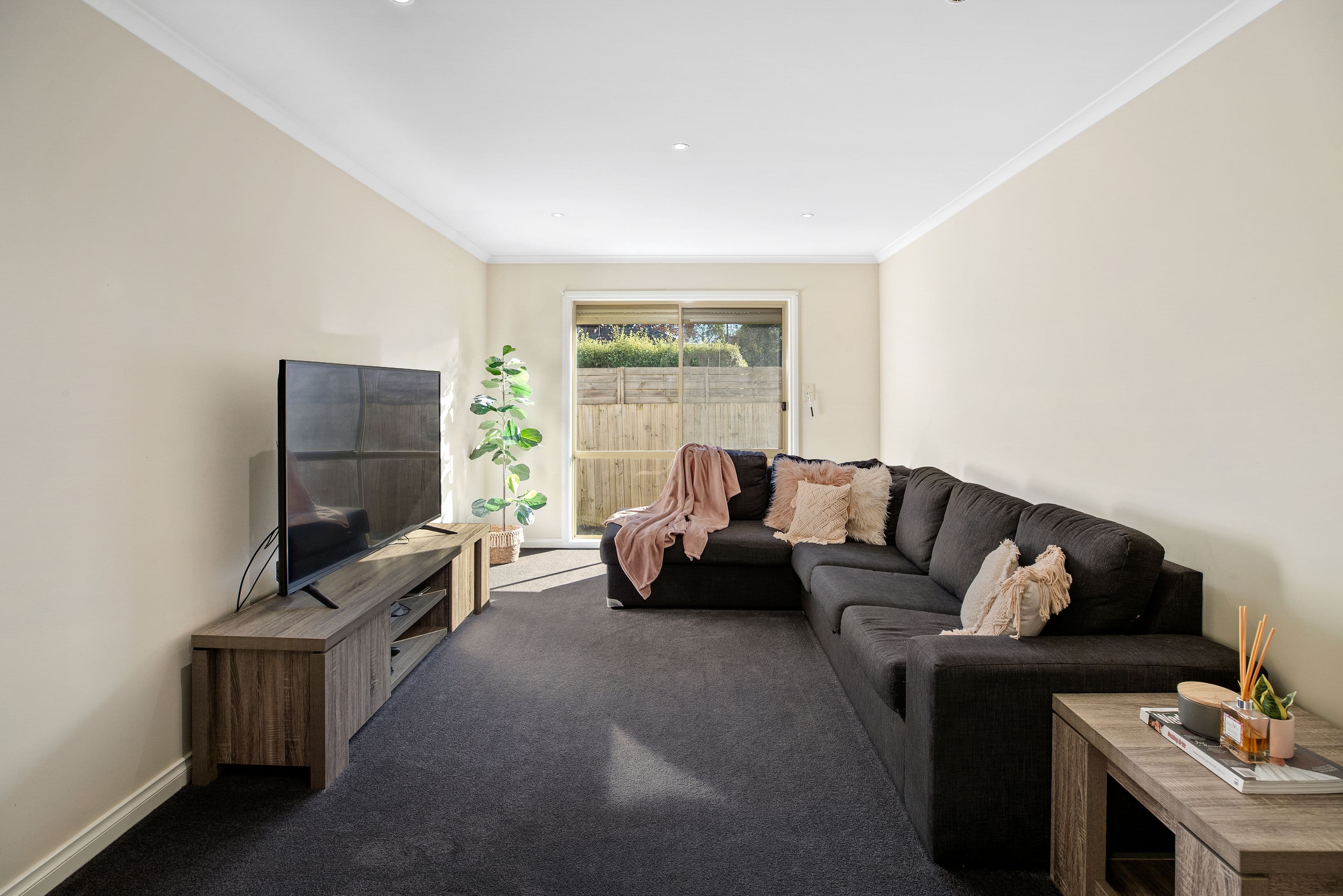 97 Liverpool Road, Kilsyth VIC 3137, Kilsyth - Thumbnail 2