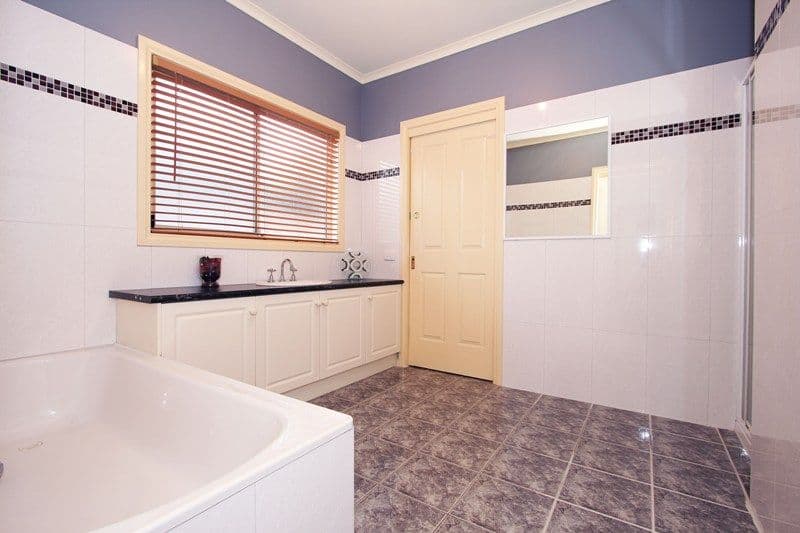 2a  Surrey Street, RINGWOOD VIC 3134, Ringwood - Thumbnail 6