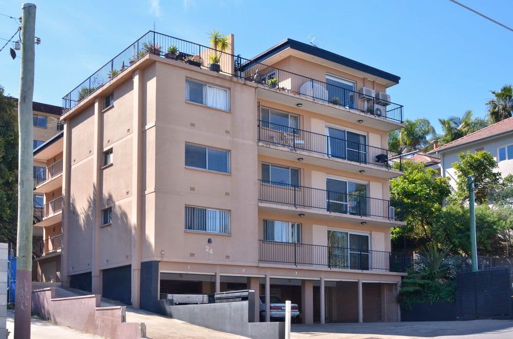 24 Crescent Road, HAMILTON QLD 4007, Hamilton - Image 1