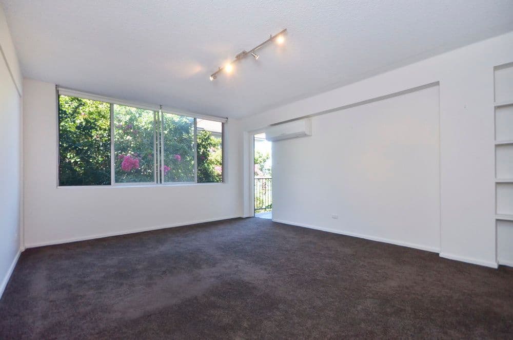 24 Crescent Road, HAMILTON QLD 4007, Hamilton - Thumbnail 4