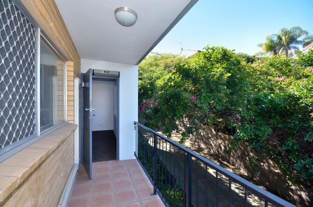 24 Crescent Road, HAMILTON QLD 4007, Hamilton - Thumbnail 6