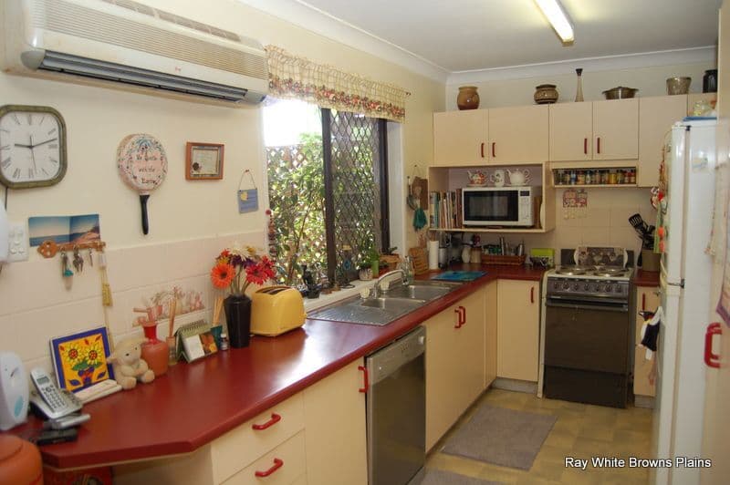 82  Begonia Street, BROWNS PLAINS QLD 4118, Browns Plains - Thumbnail 3