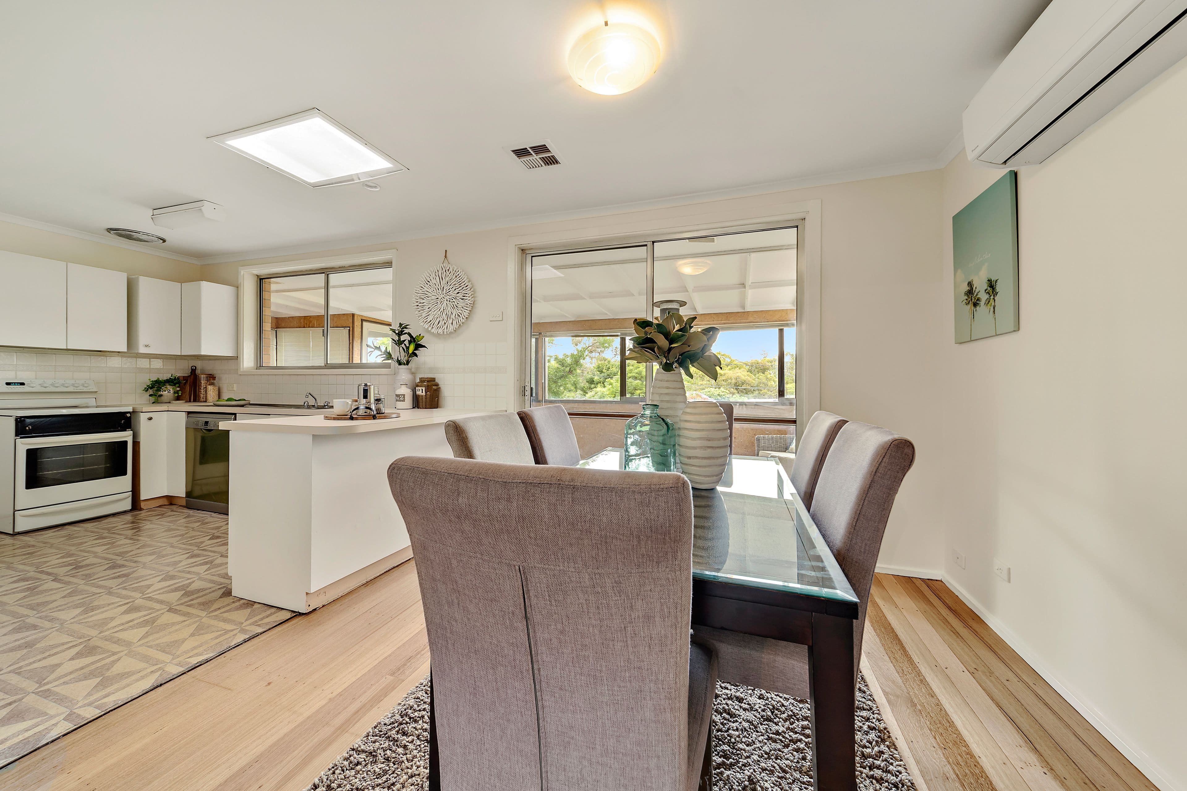 6 Winton Place, Holder ACT 2611, Holder - Thumbnail 4