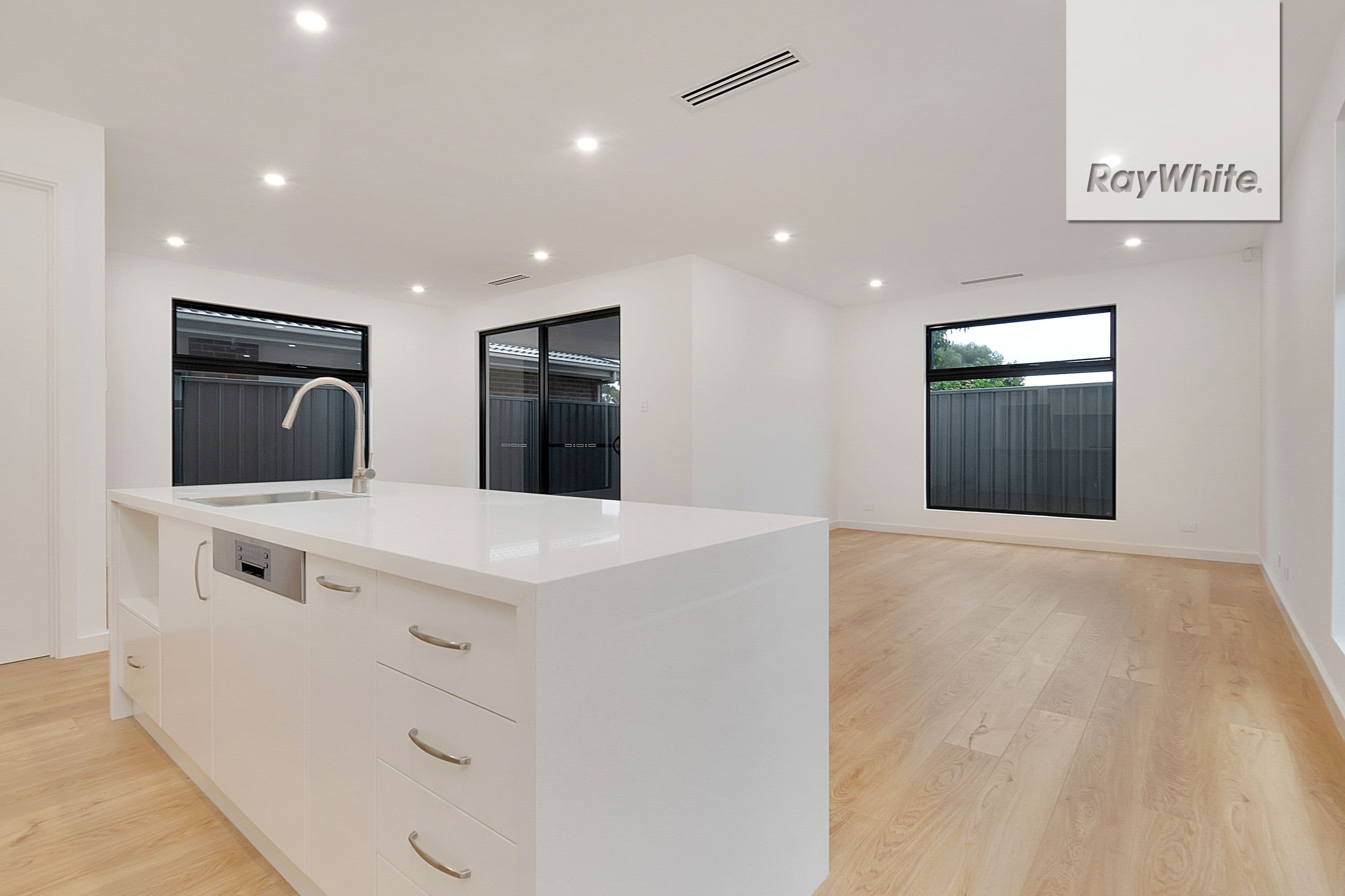 31b Lamorna Parade, Parafield Gardens SA 5107, Parafield Gardens - Thumbnail 2