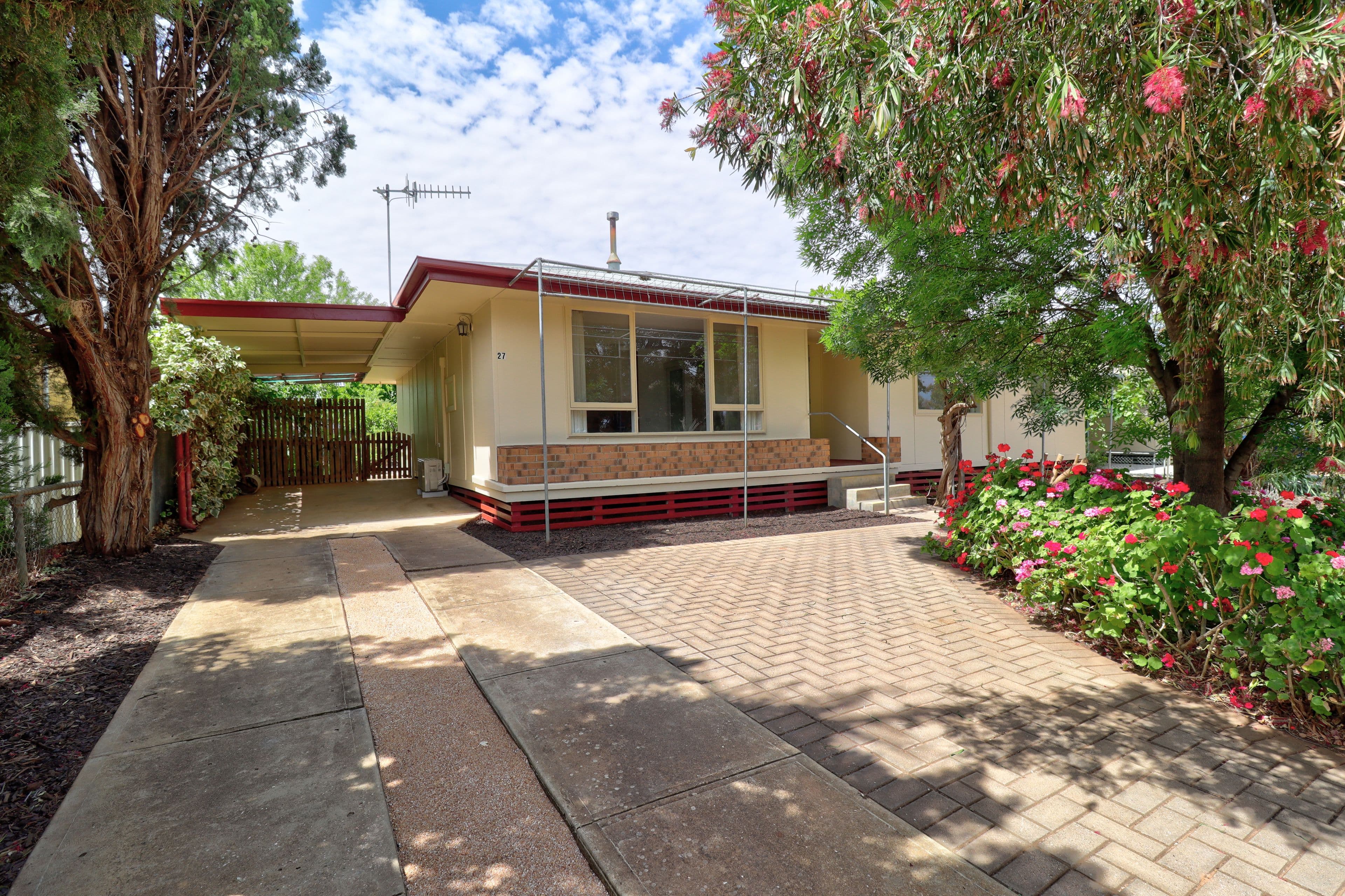 27 Hayward Terrace, Loxton SA 5333, Loxton - Thumbnail 2