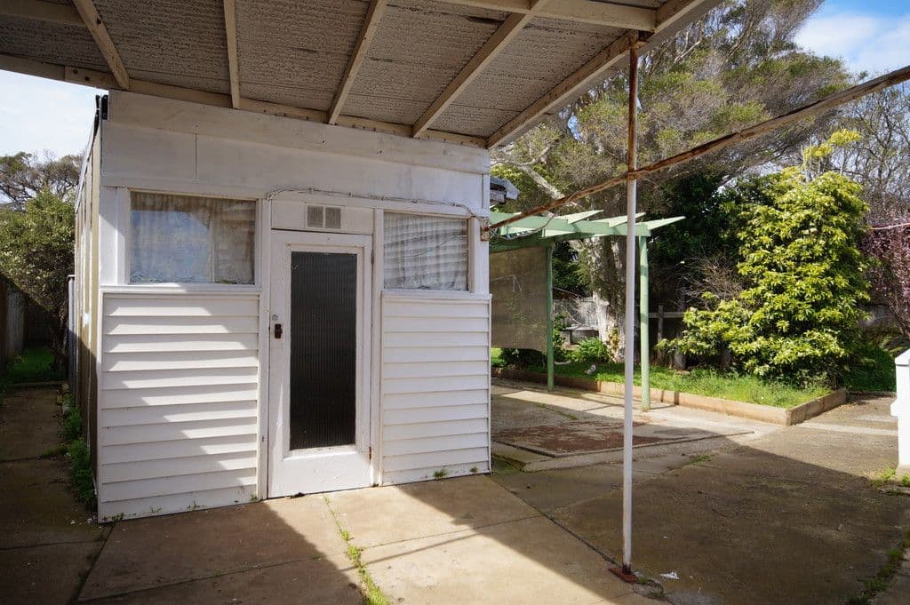 8 Edgar Road, San Remo VIC 3925, San Remo - Thumbnail 5