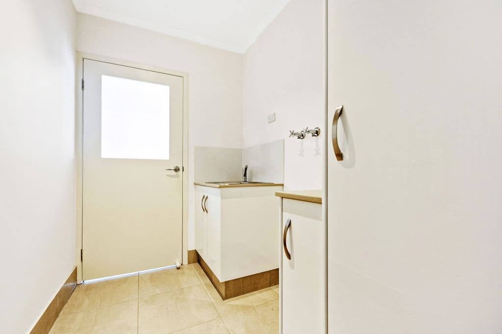 2 Barneys Point Road, Banora Point - Thumbnail 8