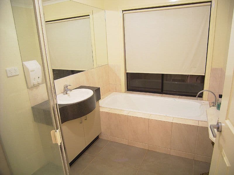 4 Dartmouth Court, KIALLA VIC 3631, Kialla - Thumbnail 5