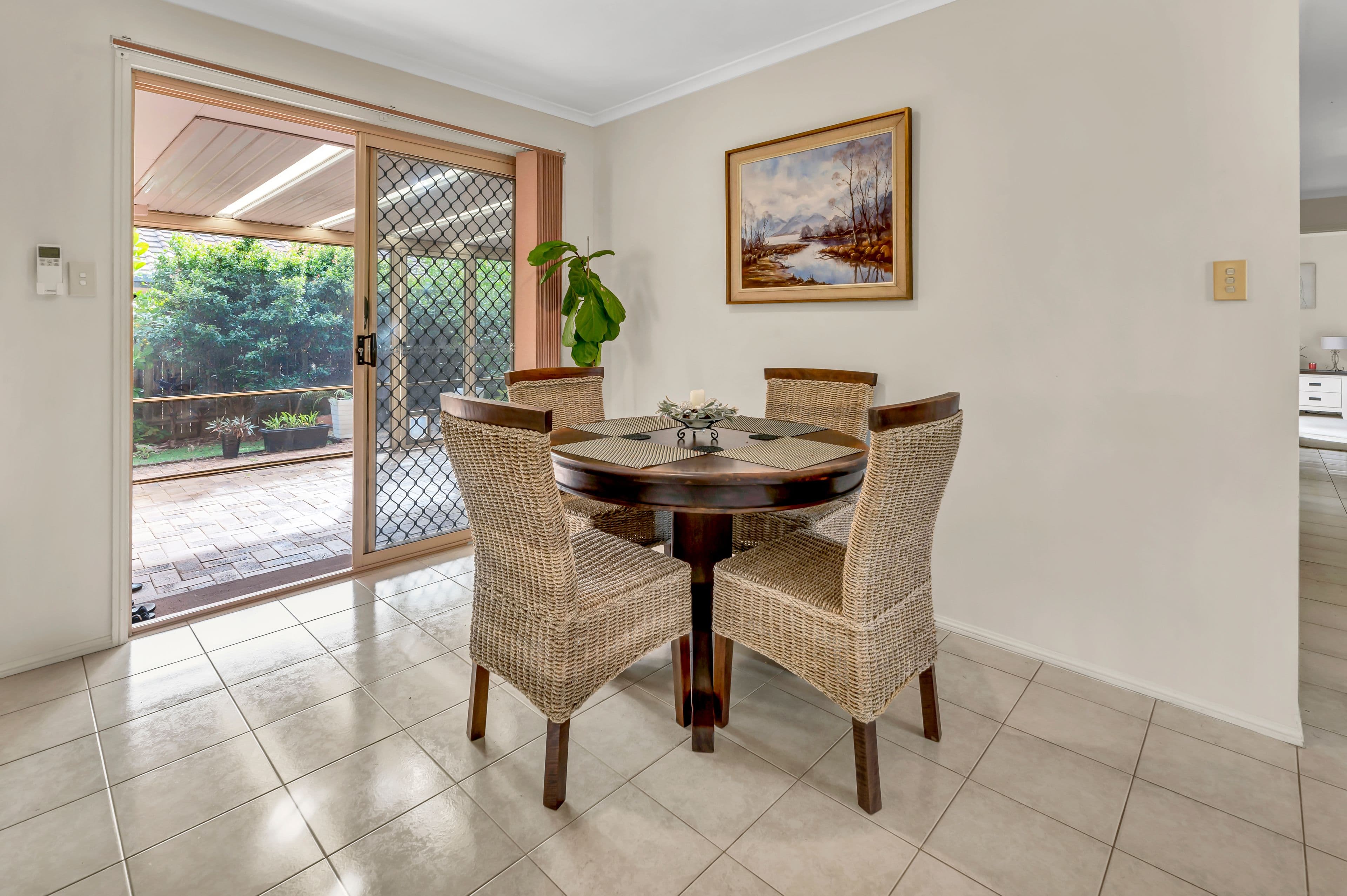 11 Pentland Court, Helensvale QLD 4212, Helensvale - Thumbnail 5