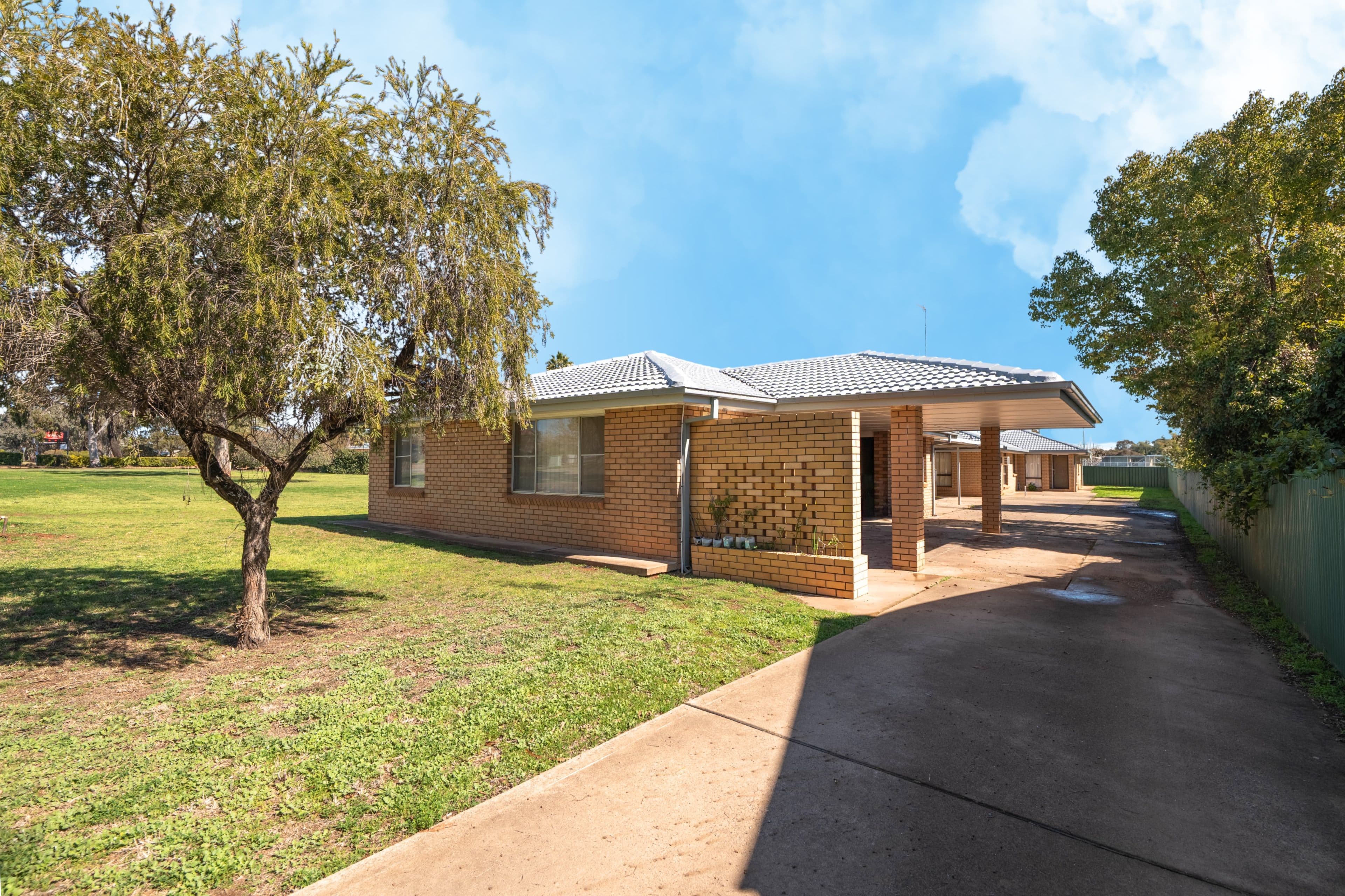 1-4/32 Forbes Road, Parkes NSW 2870, Parkes - Image 1