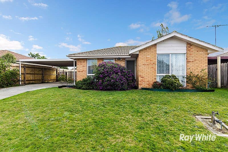 9 Maltravers Crescent, Cranbourne North VIC 3977, Cranbourne North - Image 1