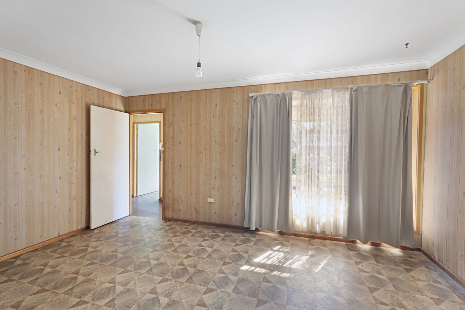 22 Gipps Road, Greystanes NSW 2145, Greystanes - Thumbnail 2