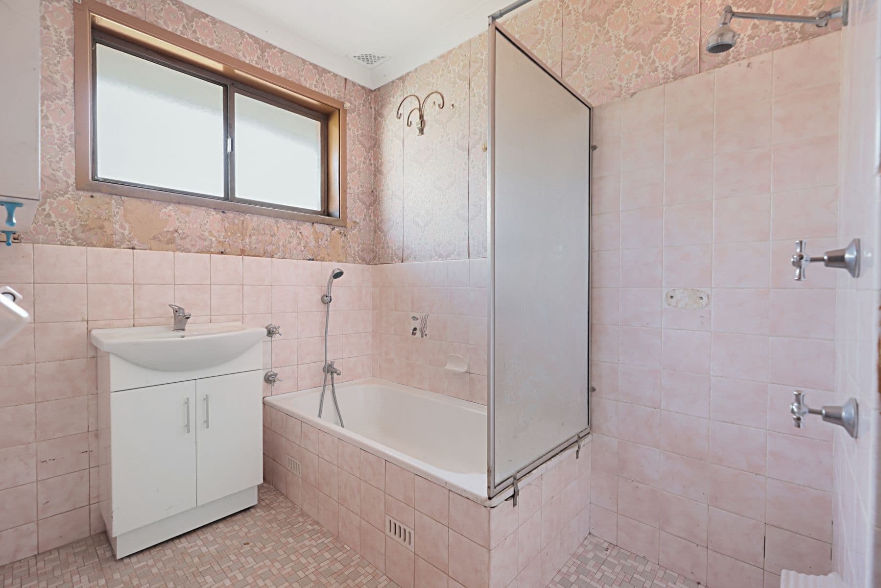 22 Gipps Road, Greystanes NSW 2145, Greystanes - Thumbnail 5