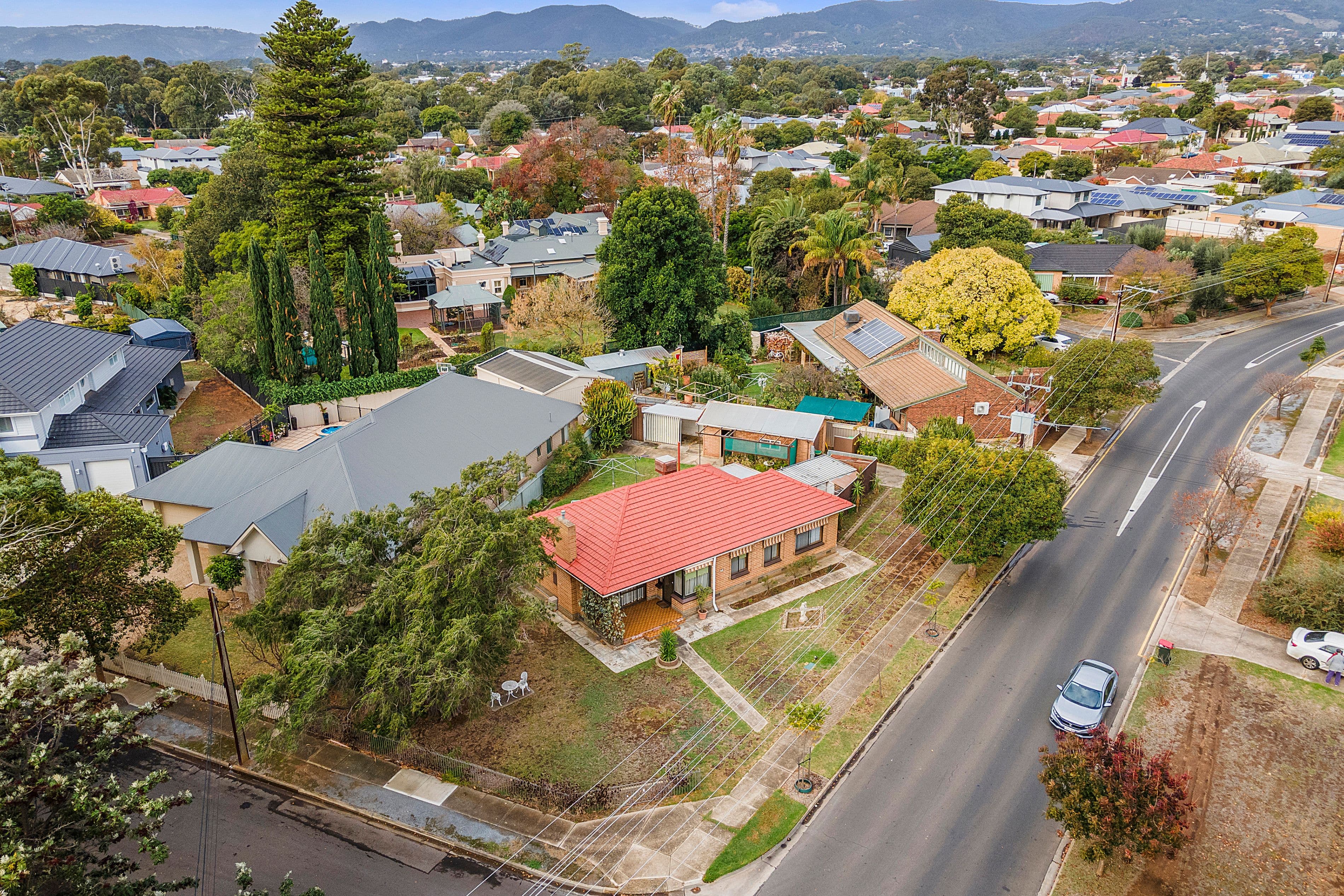 44 Hilltop Avenue, Felixstow SA 5070, Felixstow - Thumbnail 2