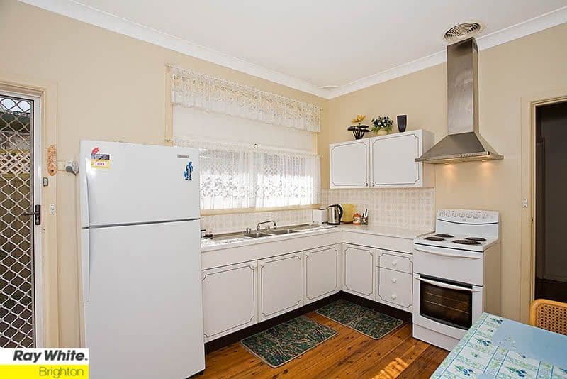 8 Evans Street, SANS SOUCI NSW 2219, Sans Souci - Thumbnail 3