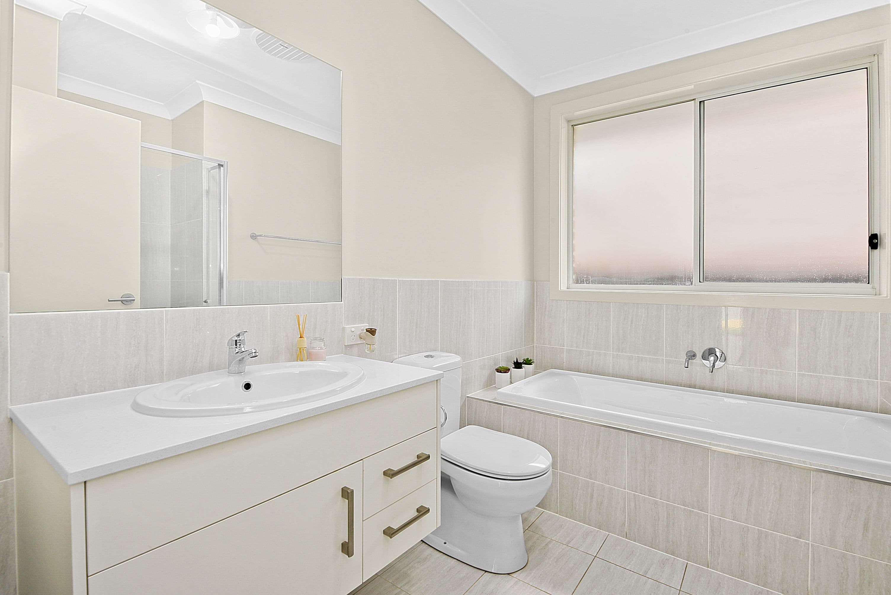 5 Cryptandra Street, Denham Court - Thumbnail 6