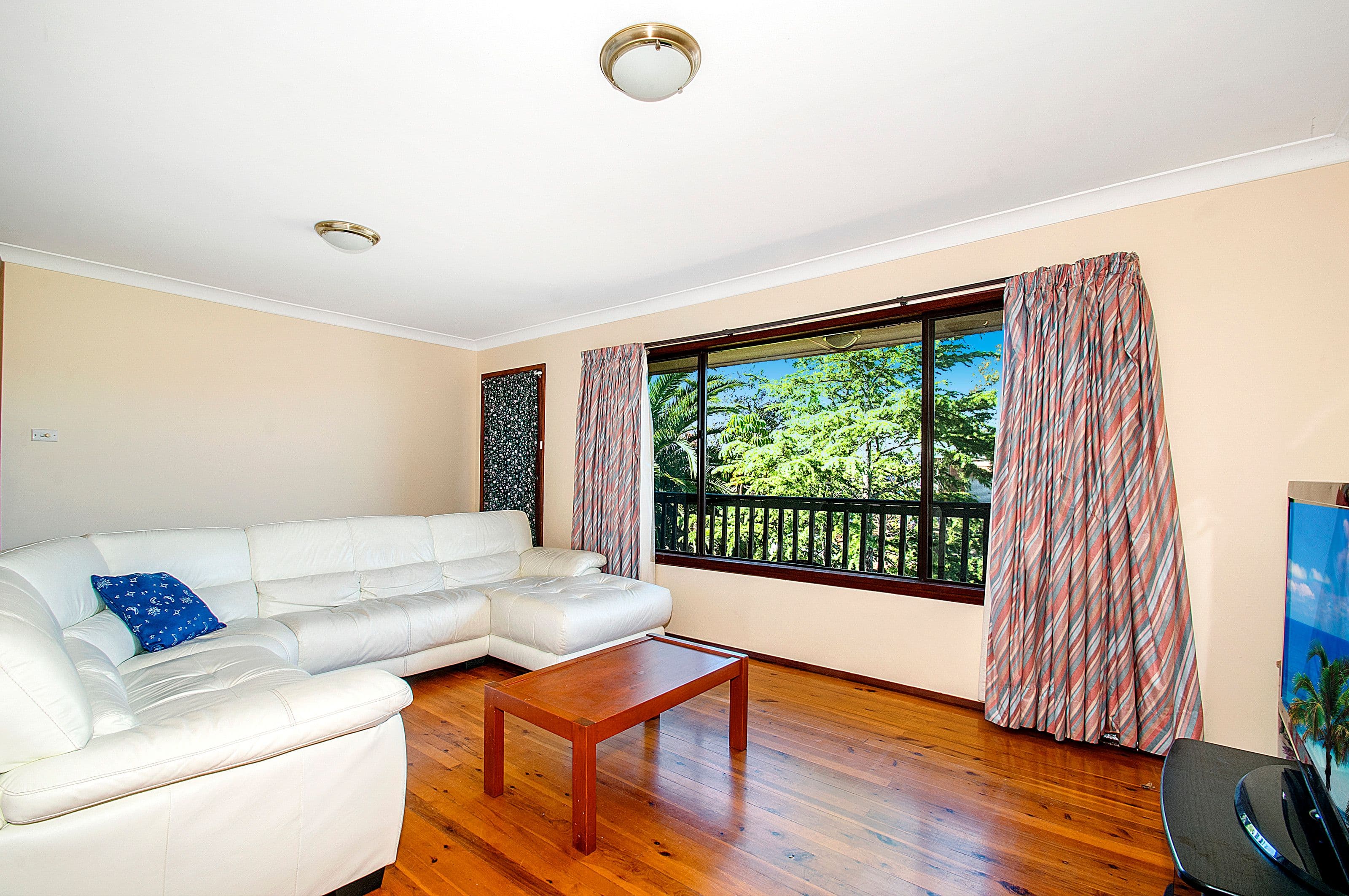 3 Deptford Avenue, Kings Langley - Thumbnail 2