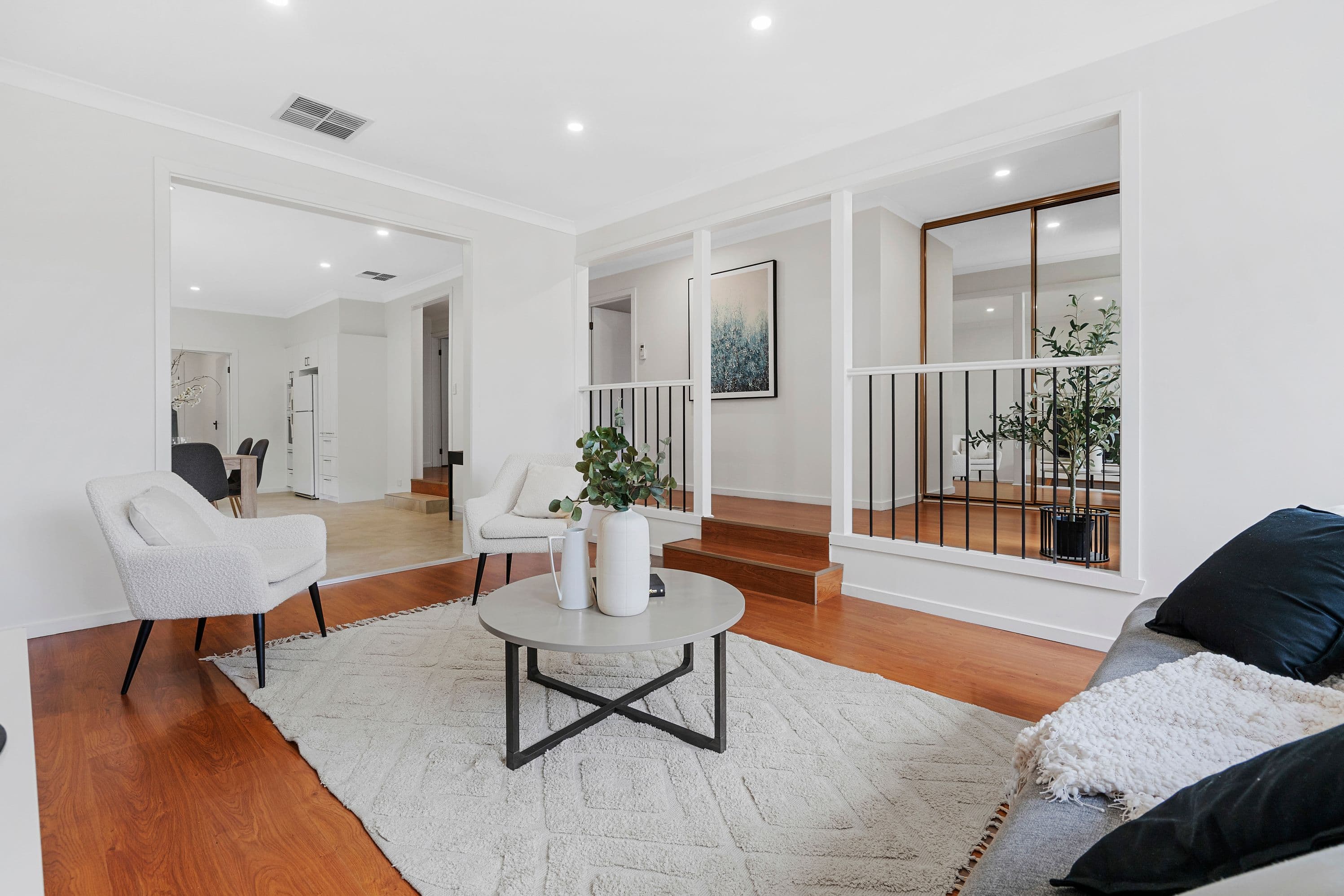 31 Carlisle Drive, Epping VIC 3076, Epping - Thumbnail 2