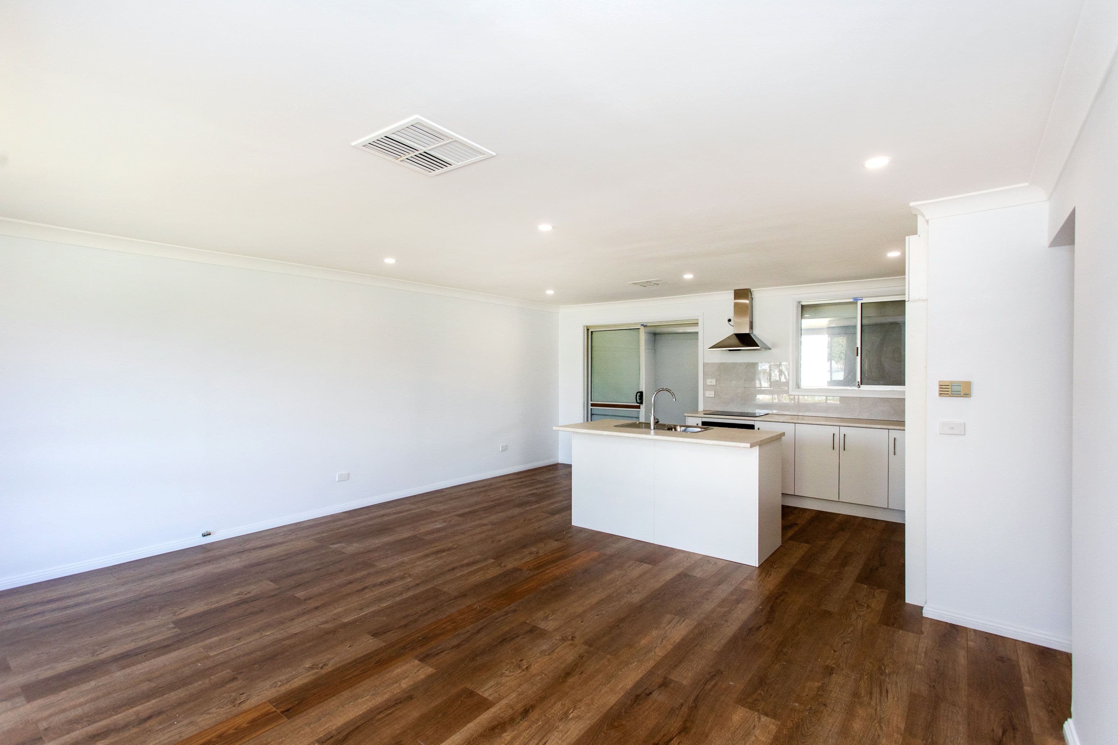 28 Stewart Street, Cowra NSW 2794, Cowra - Thumbnail 4