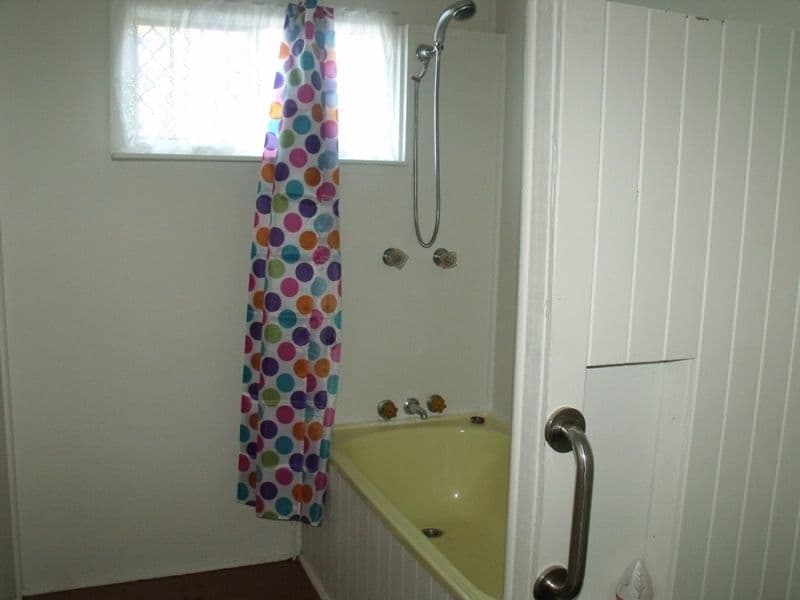 21 Vista Street, RUSSELL ISLAND QLD 4184, Russell Island - Thumbnail 7