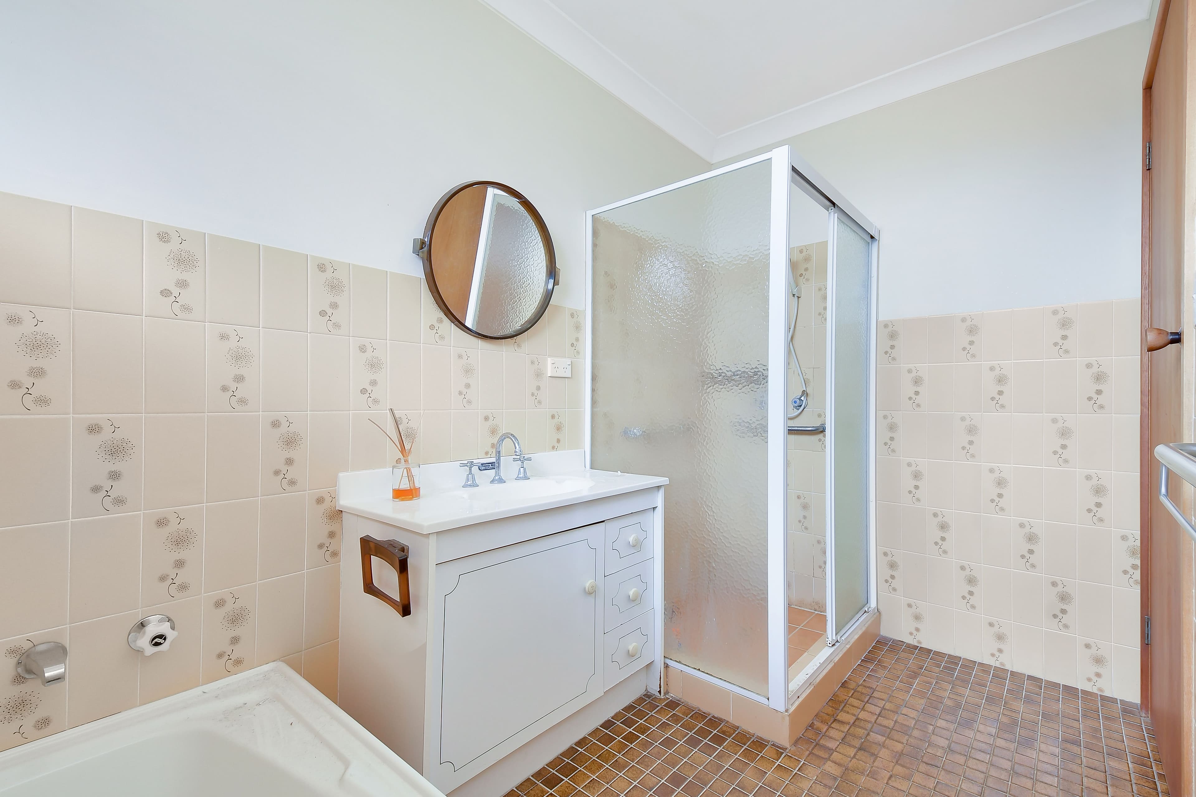 4 & 4A Richmond Crescent, Campbelltown NSW 2560, Campbelltown - Thumbnail 6