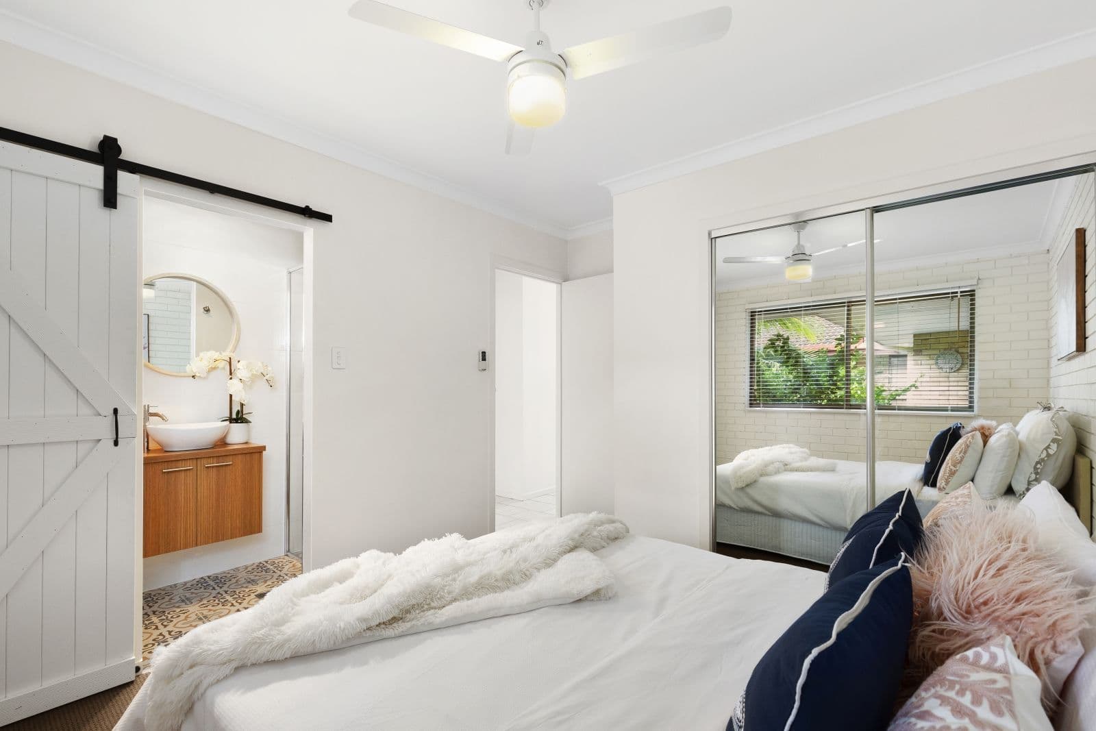 55 Duet Drive, Mermaid Waters QLD 4218, Mermaid Waters - Thumbnail 6