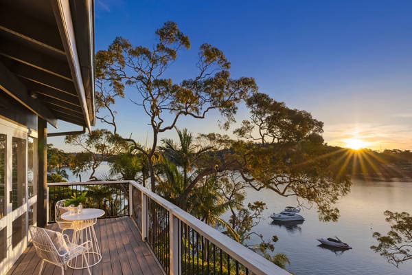 59 Gurney Crescent, Seaforth, Seaforth - Thumbnail 2