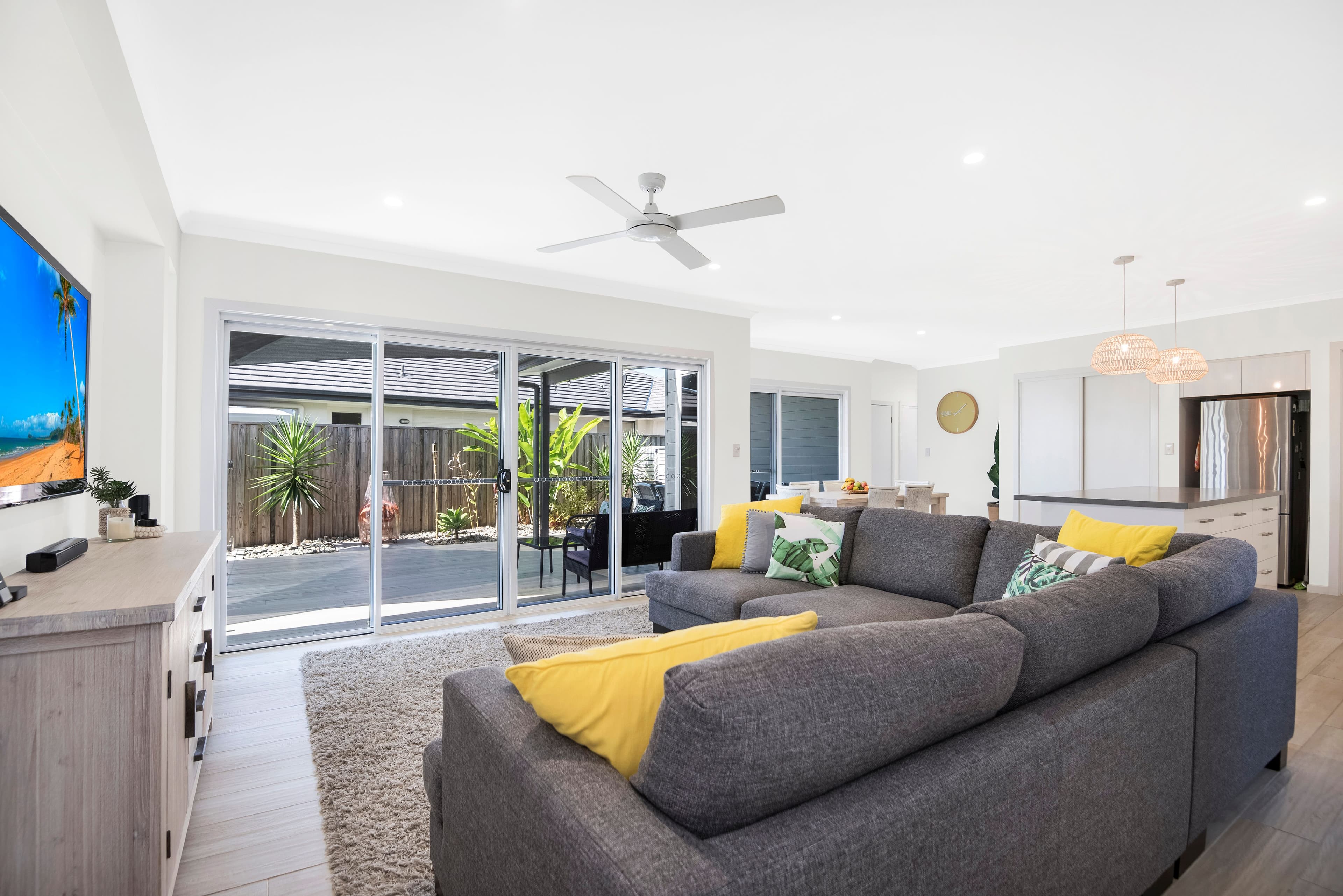 15 Callistemon Avenue, Casuarina - Thumbnail 4